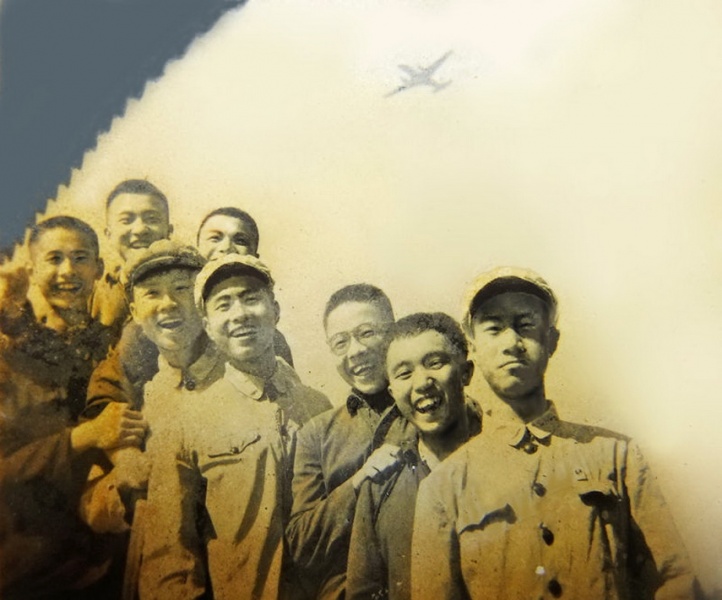 文件:高一3班男同学的照片（2）.jpg