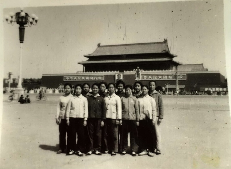 文件:高一部分女同学照片（7）.jpg